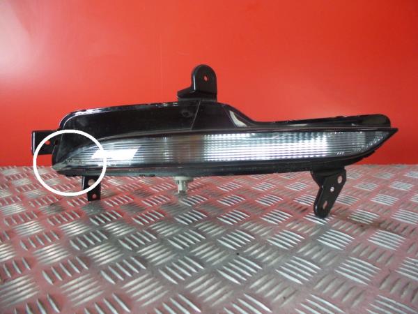 Feu antibrouillard Avant Droite RENAULT Megane IV Grandtour (K9A/M_)
