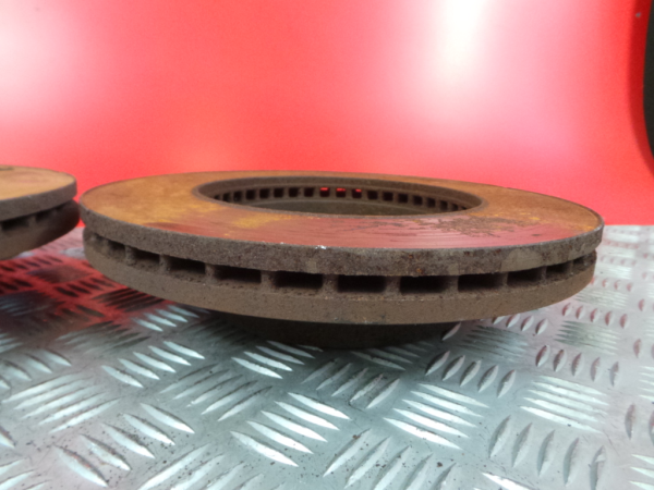 Right front brake disc OPEL Movano B Furgão (X62) Imagem-5