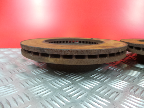 Right front brake disc OPEL Movano B Furgão (X62) Imagem-4