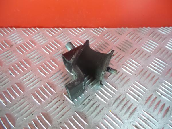 Support De Boîte MITSUBISHI Canter (FB7, FB8, FE7, FE8) VII