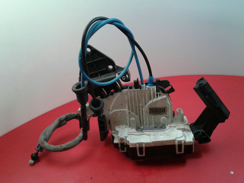 Cerradura / cierre puerta trasera izquierda MERCEDES-BENZ Classe C (W204)