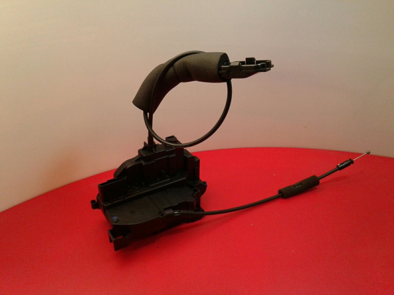 Cerradura / cierre puerta trasera izquierda RENAULT Scénic III (JZ0/1_)