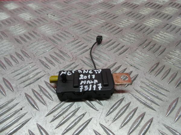 Amplificador de antena RENAULT Megane IV (B9A/M_)
