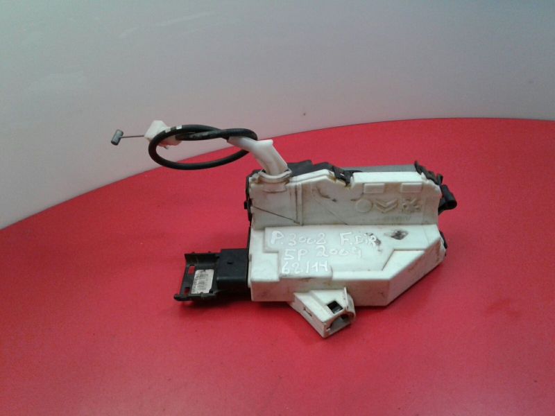 Serrure Avant Droite PEUGEOT 3008 I (0U_)