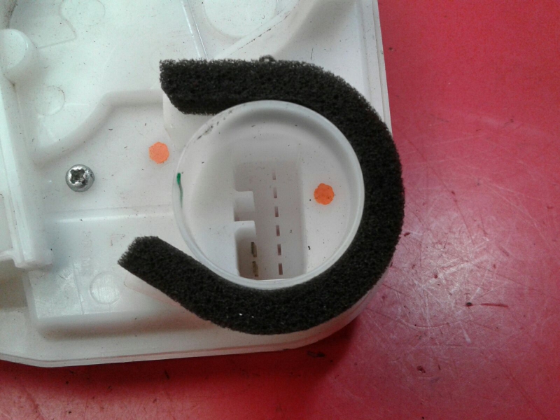 Serrure Arrière Gauche MITSUBISHI Space Star Hatchback (A0_A) Imagem-1