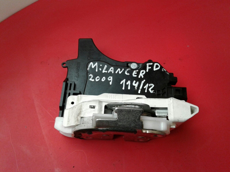 Serrure Avant Droite MITSUBISHI Lancer VIII Sedan (CY_A, CZ_A)