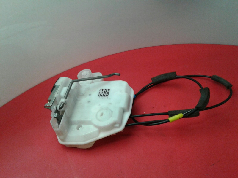 Serrure Avant Droite MITSUBISHI Space Star Hatchback (A0_A)