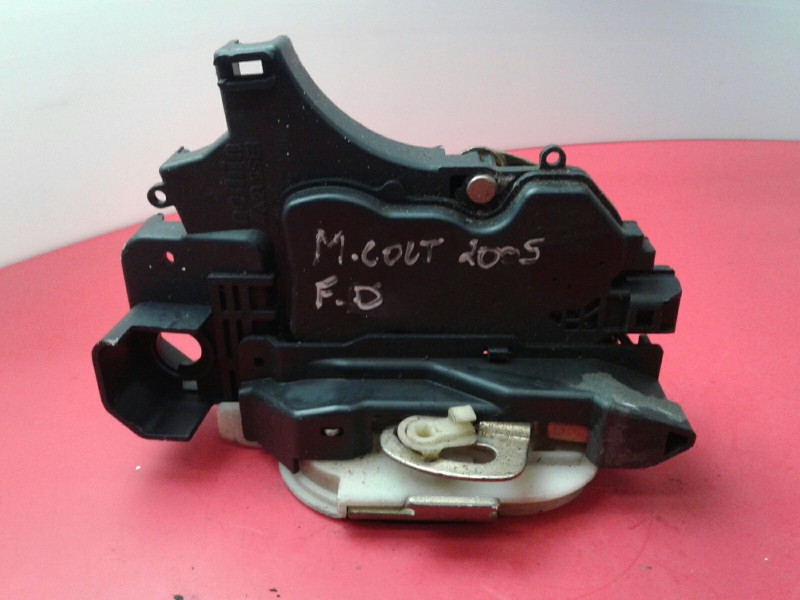 Serrure Avant Droite MITSUBISHI Colt VI (Z3_A, Z2_A)