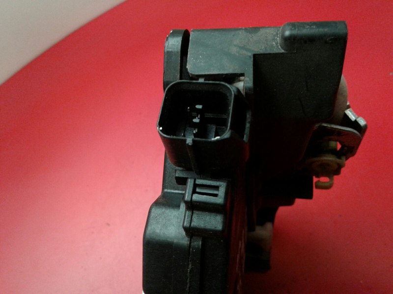 Serrure Avant Droite MITSUBISHI Colt VI (Z3_A, Z2_A) Imagem-1