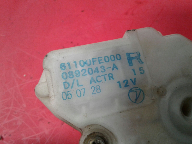 Front Right Door Lock SUBARU Impreza Wagon (GG) Imagem-3