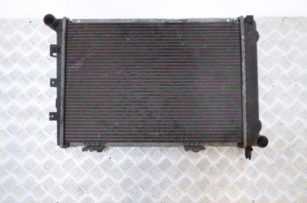 Radiador de água MERCEDES-BENZ 190 (W201) Imagem-0