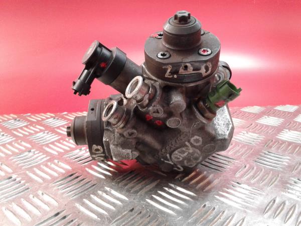 Pompe d'injection VOLVO V60 I (155) Imagem-1