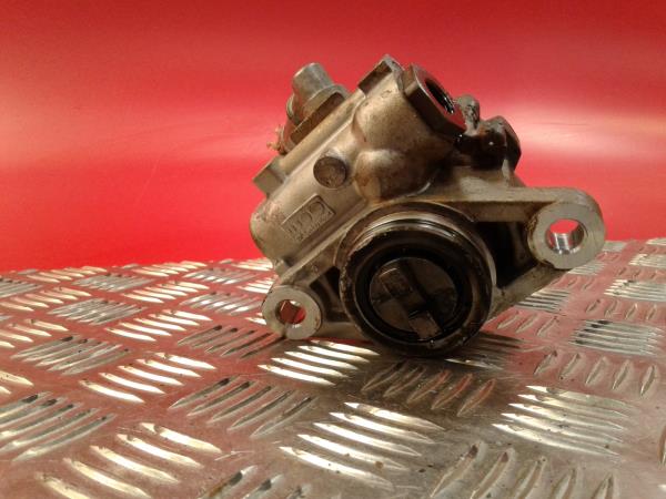 Pompe de direction assistée MITSUBISHI Canter (FB7, FB8, FE7, FE8) VII