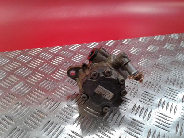 Pompe de direction assistée MITSUBISHI Canter (FB7, FB8, FE7, FE8) VII Imagem-2