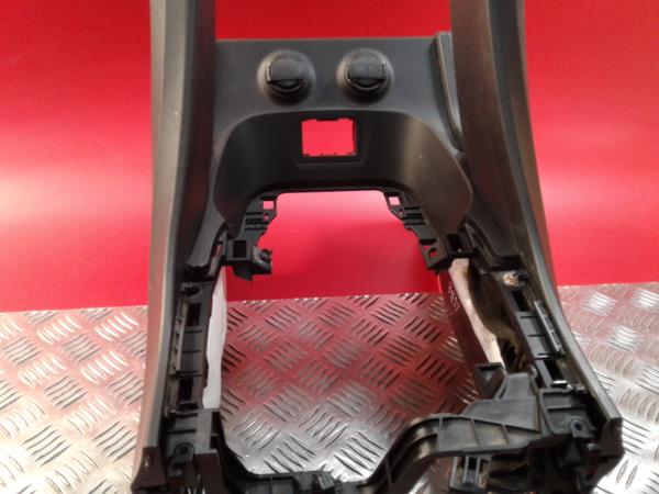 Center console  HYUNDAI Santa Fé III (DM) Imagem-1