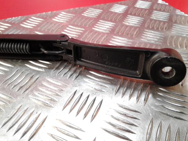 Braccio del tergicristallo anteriore destro KIA Pro Ceed (ED) Imagem-1