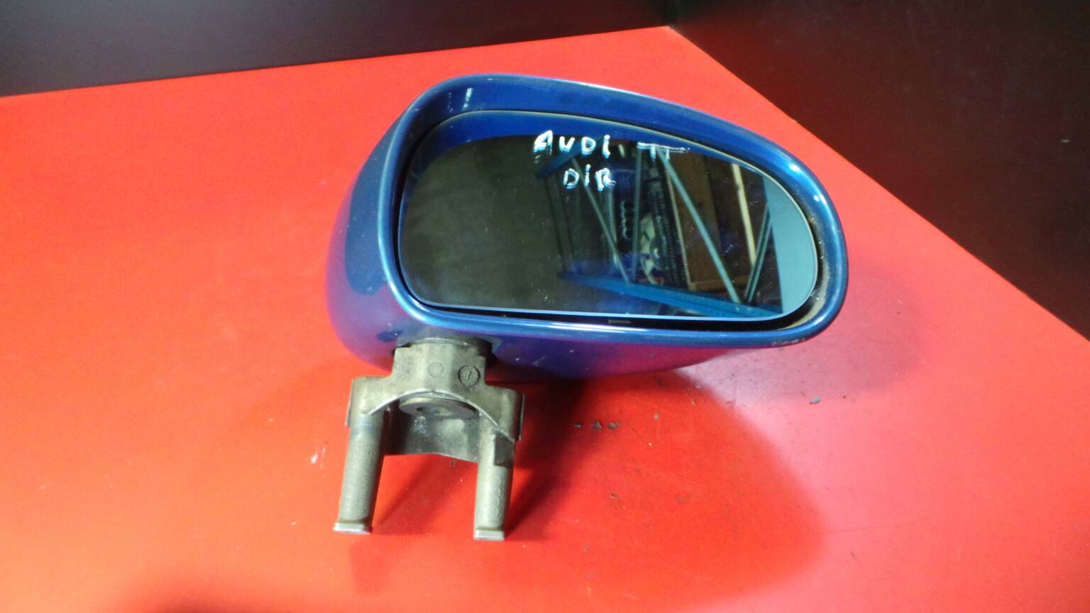 Right mirror AUDI TT (8N3)