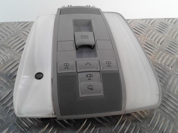 Plafonier frente MERCEDES-BENZ Classe E (W212) Imagem-1