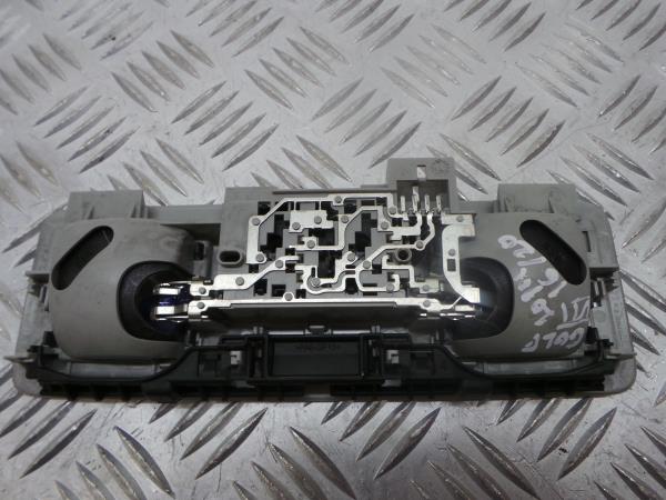 Front seat light VOLKSWAGEN Golf VII Variant (BA5, BV5) Imagem-1