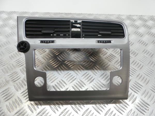 Dashboard trim VOLKSWAGEN Golf VII Variant (BA5, BV5)