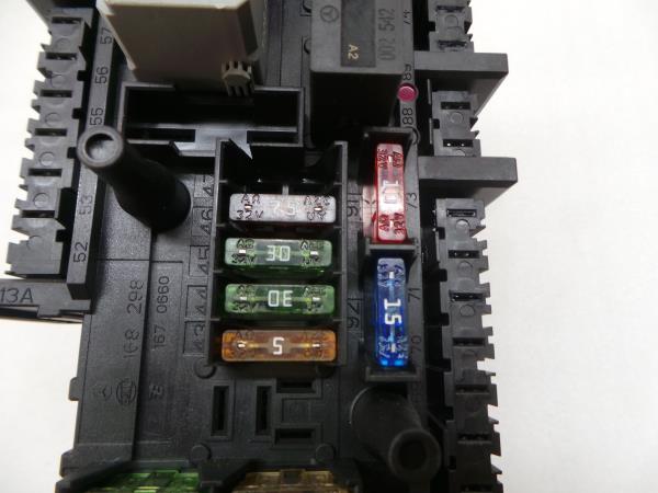Fuse box / SAM / BSI MERCEDES-BENZ Classe E (W212) Imagem-5