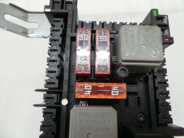 Fuse box / SAM / BSI MERCEDES-BENZ Classe E (W212) Imagem-6