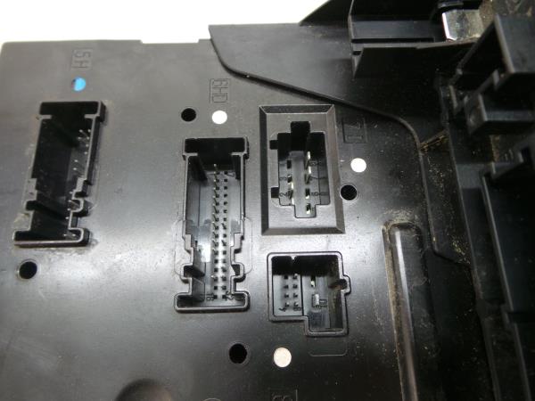 Fuse box / SAM / BSI MERCEDES-BENZ Classe E (W212) Imagem-13