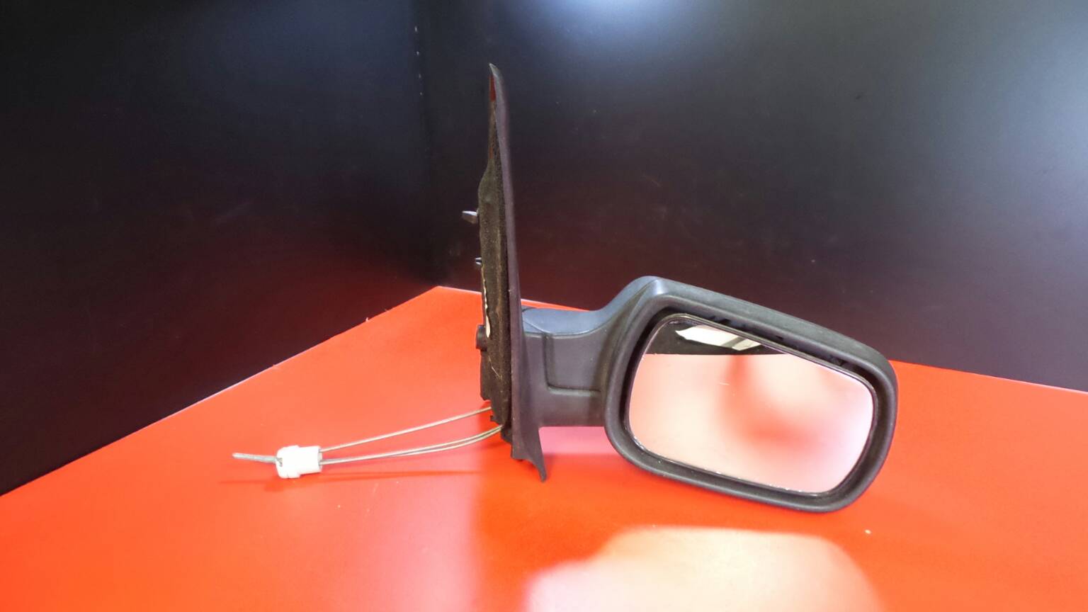 Retrovisore destro FORD Fiesta V (JH_, JD_)