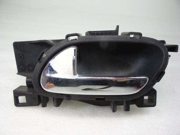 Left front interior door handle PEUGEOT 3008 I (0U_) Imagem-3