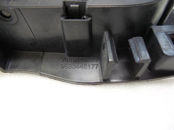 Left front interior door handle PEUGEOT 3008 I (0U_) Imagem-4