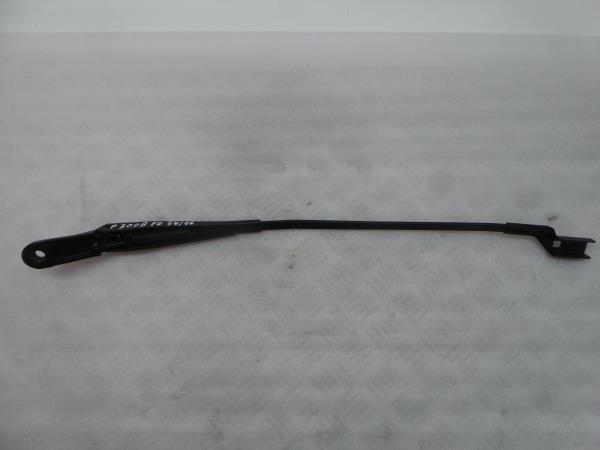 Brazo de limpiaparabrisas delantero derecho PEUGEOT 3008 I (0U_)