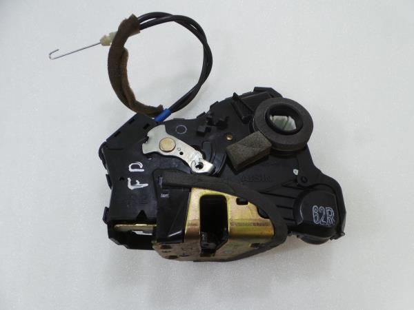 Front Right Door Lock TOYOTA Corolla Verso (ZER_, ZZE12_, R1_) Imagem-3