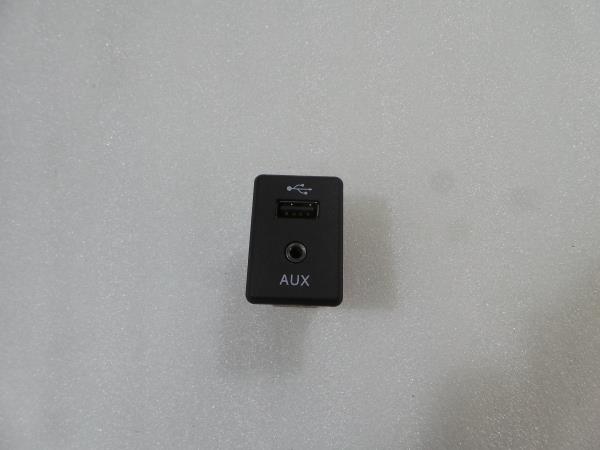 Pulsante / interruttore elettromeccanico NISSAN Qashqai II (J11)