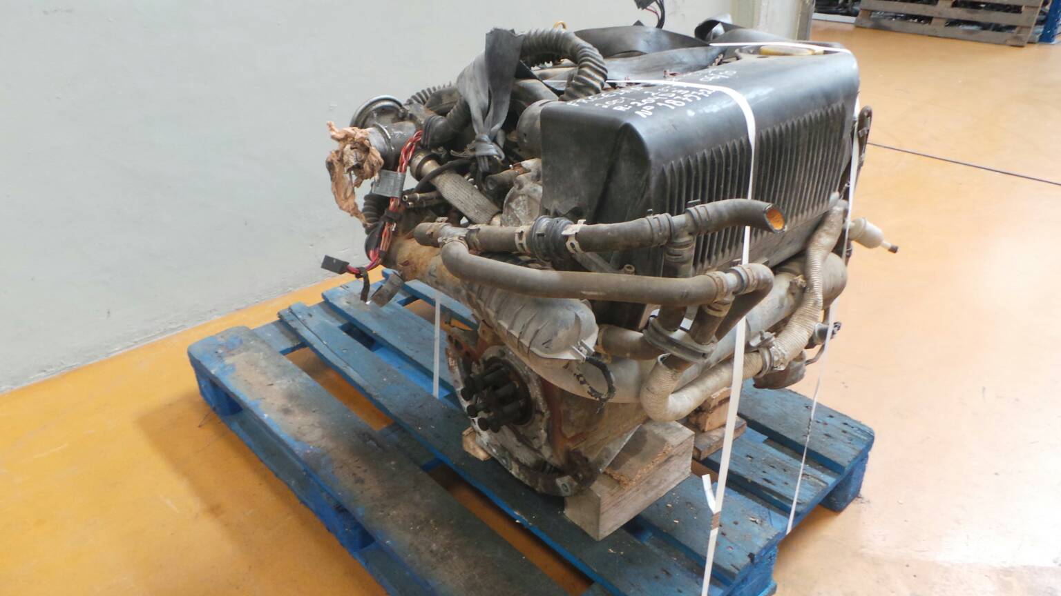 Complete Engine LAND ROVER Freelander (L314) Imagem-1