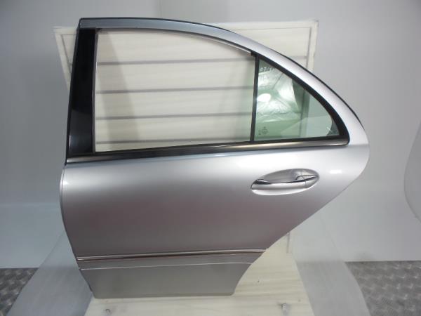 Porta trás esquerda MERCEDES-BENZ Classe C (W203)