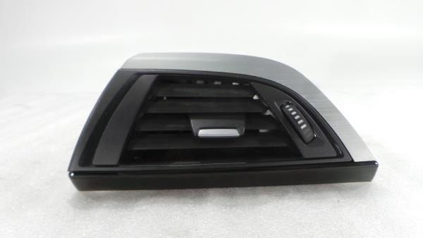 Difusor / salida de aire BMW 1 (F20)