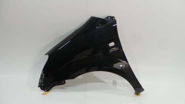 Guarda-lamas esquerdo TOYOTA Corolla Verso (ZER_, ZZE12_, R1_)