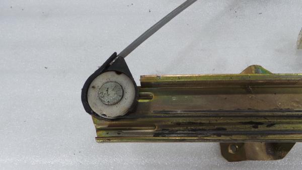 Lève-vitre avant gauche MITSUBISHI Canter (FB7, FB8, FE7, FE8) VII Imagem-1