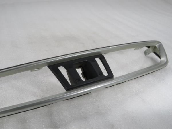 Dashboard trim NISSAN Qashqai II (J11) Imagem-1