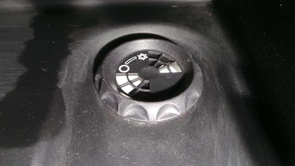 Vano portaoggetti KIA Carens IV Imagem-3