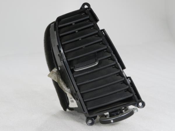 Diffuseur / sortie d’air HYUNDAI Santa Fé II (CM)