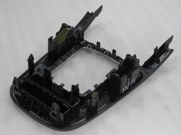 Friso tablier AUDI A4 (8K2, B8) Imagem-2
