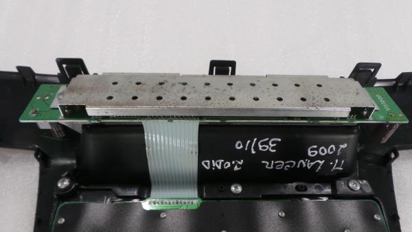 Panneau revêtement console centrale / radio MITSUBISHI Lancer VIII Sportback (CX_A) Imagem-5