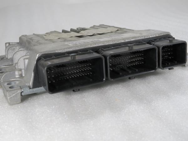 Centralita motor / ECU RENAULT Scénic III (JZ0/1_) Imagem-1