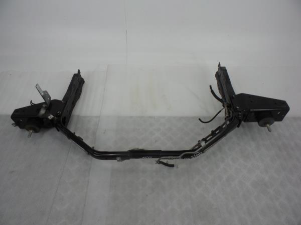 Traverse Support Radiateur MITSUBISHI Canter (FB7, FB8, FE7, FE8) VII