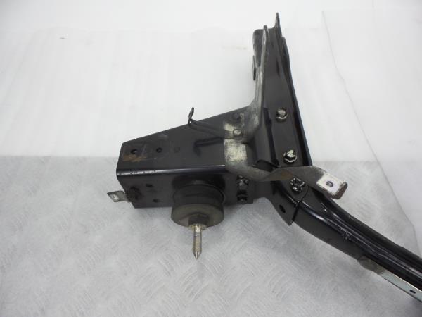 Traverse Support Radiateur MITSUBISHI Canter (FB7, FB8, FE7, FE8) VII Imagem-1