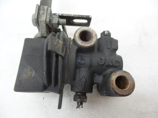 Pompe hydraulique du système de freinage MITSUBISHI Canter (FB7, FB8, FE7, FE8) VII Imagem-4