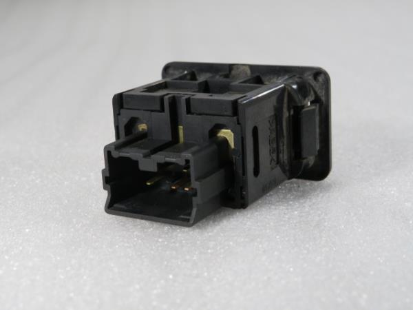 Botão / interruptor electromecânico / relé MITSUBISHI Canter (FB7, FB8, FE7, FE8) VII Imagem-3