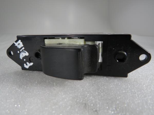 Commande / interrupteur lève-vitre Avant Droite MITSUBISHI ASX (GA_W_) Imagem-1