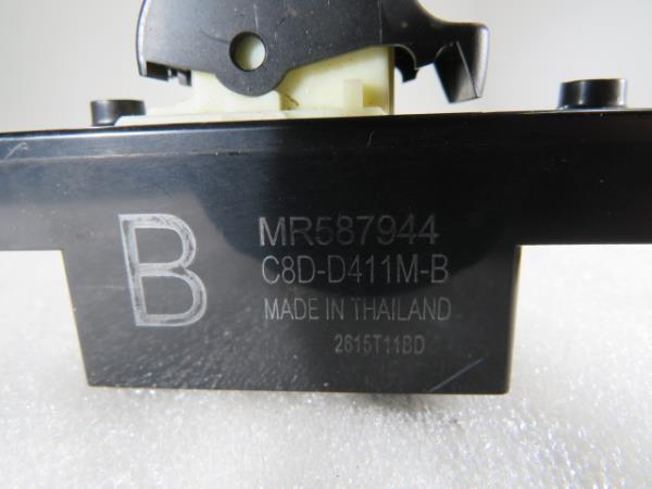 Commande / interrupteur lève-vitre Arrière gauche MITSUBISHI ASX (GA_W_) Imagem-5